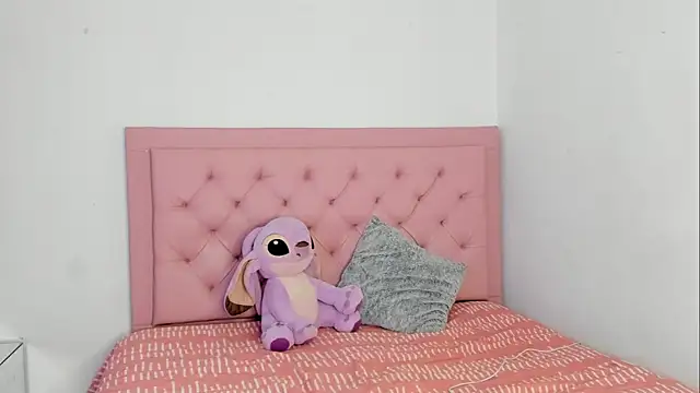  violetadulce online show from September 30, 2025, 1:43 am