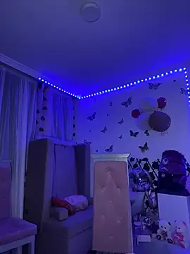 Snapshot of lina_pink chatting on January 13, 2025, 2:18 am lina pink online show from January 13, 2025, 2:18 am