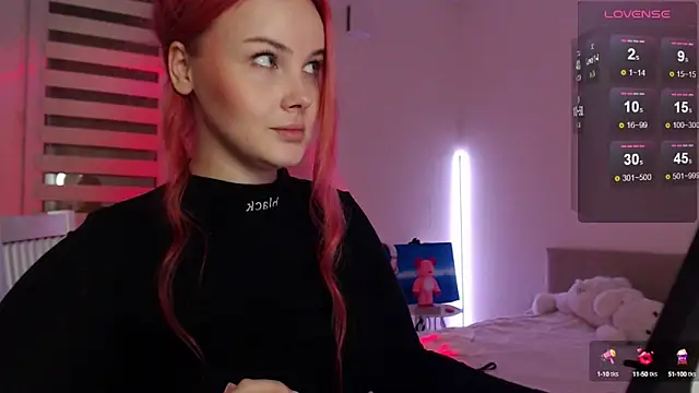 AliseLooo online show from February 26, 2025, 1:32 am