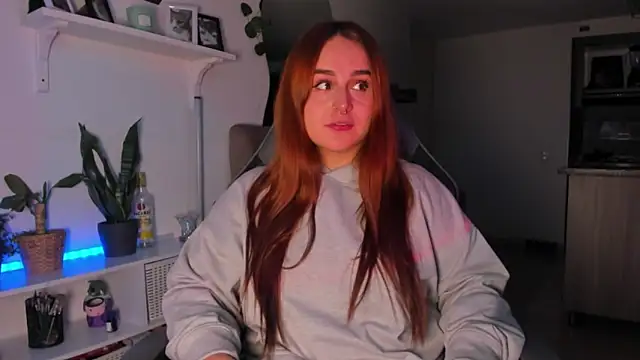 evy orange1 online show from February 12, 2026, 11:11 pm