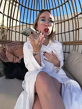 Snapshot of Giuliana_baby chatting on February 20, 2026, 8:38 am Giuliana baby online show from February 20, 2026, 8:38 am