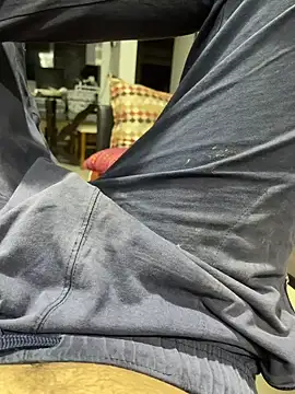 Femalefucker3006 online show from January 3, 2025, 7:29 pm