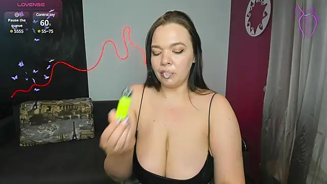 AnitaMays online show from March 18, 2025, 2:26 pm