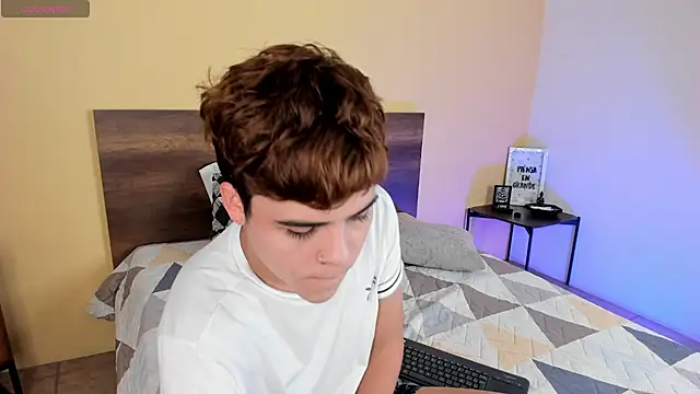 justinbiler online show from January 4, 2025, 12:38 pm