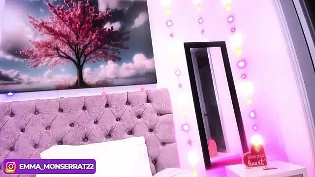 Snapshot of Emma_monserrat chatting on January 23, 2025, 6:39 am Emma monserrat online show from January 23, 2025, 6:39 am
