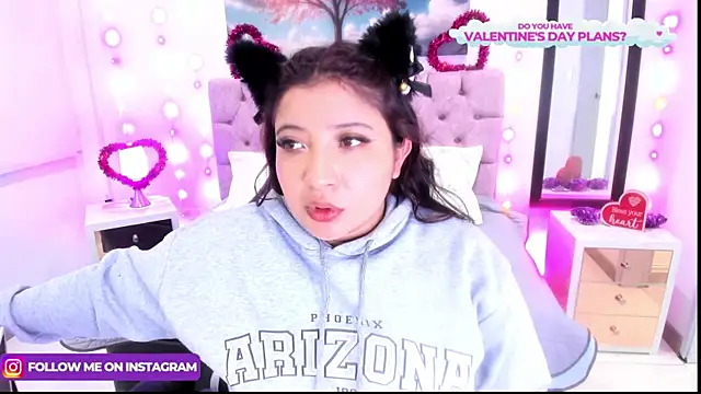 Snapshot of Emma_monserrat chatting on February 9, 2025, 3:43 am Emma monserrat online show from February 9, 2025, 3:43 am
