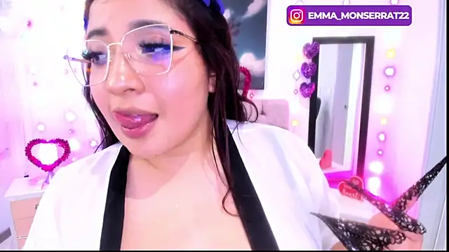 Snapshot of Emma_monserrat chatting on February 28, 2025, 7:15 am Emma monserrat online show from February 28, 2025, 7:15 am