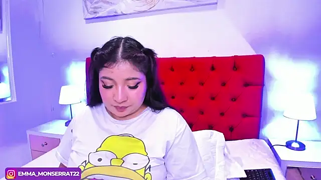 Snapshot of Emma_monserrat chatting on March 15, 2025, 11:39 pm Emma monserrat online show from March 15, 2025, 11:39 pm