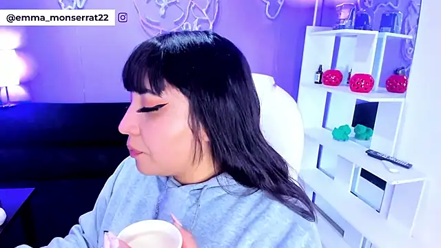 Emma monserrat online show from April 2, 2026, 11:19 am