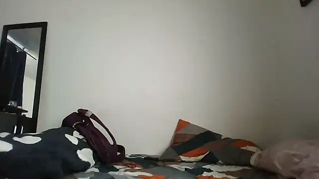 Ivon-09 online show from February 11, 2026, 12:32 pm