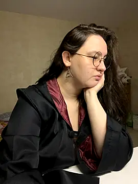 hungry1bunny online show from November 15, 2025, 5:42 pm