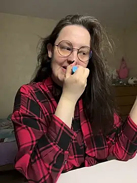 hungry1bunny online show from February 21, 2026, 5:47 pm