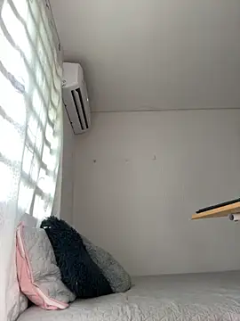 Snapshot of Anny__777 chatting on September 21, 2025, 12:40 pm Anny 777 online show from September 21, 2025, 12:40 pm