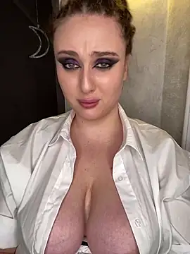 AnnaRichmond online show from February 17, 2025, 10:18 am