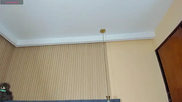 kathecute   online show from February 11, 2026, 1:54 am