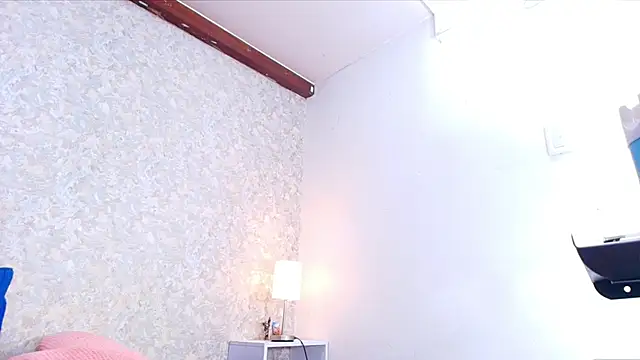 nicol f online show from November 20, 2025, 3:07 am