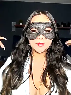 Snapshot of Ursa_sexy chatting on October 10, 2025, 6:23 am Ursa sexy online show from October 10, 2025, 6:23 am