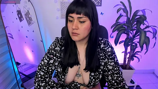 GretaX-X online show from January 18, 2025, 11:00 am