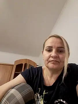 Malichkaanna30 online show from December 15, 2024, 8:30 am