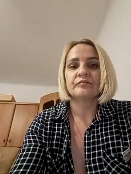 Malichkaanna30 online show from December 21, 2024, 2:04 pm