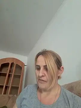 Malichkaanna30 online show from February 21, 2025, 1:11 pm