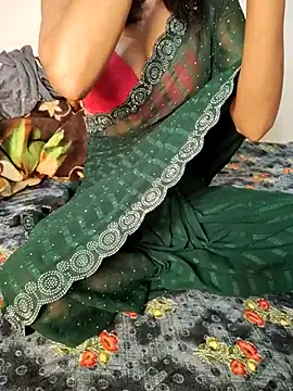 Raat ki rani  online show from February 20, 2025, 5:55 am