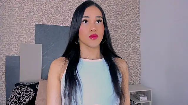 Isa Little Star online show from October 14, 2025, 3:13 pm