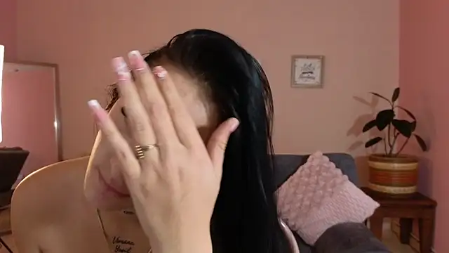 mei sweetcat online show from September 17, 2025, 12:07 pm