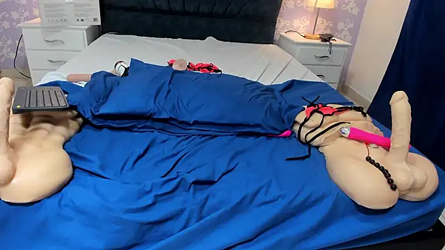 BritneySweet  online show from February 12, 2025, 10:37 pm