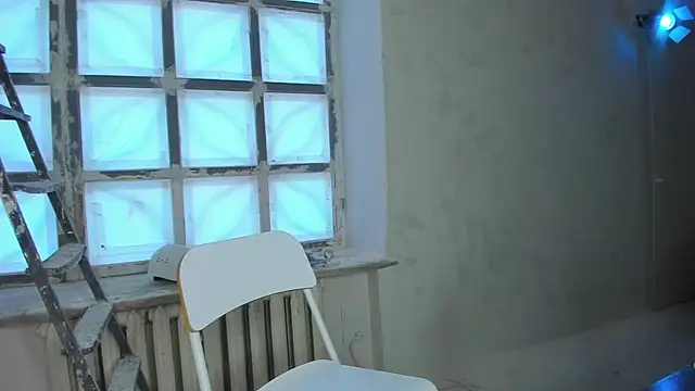 Snapshot of YourSuperModel chatting on March 18, 2025, 1:20 pm YourSuperModel online show from March 18, 2025, 1:20 pm