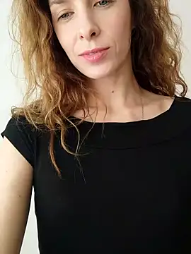 Snapshot of YourSuperModel chatting on October 8, 2025, 8:34 am YourSuperModel online show from October 8, 2025, 8:34 am