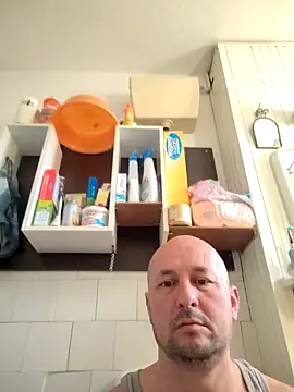 intx800 online show from April 6, 2026, 4:57 am