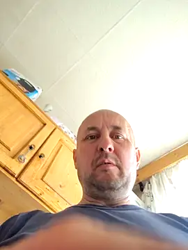 intx800 online show from April 22, 2026, 8:28 am