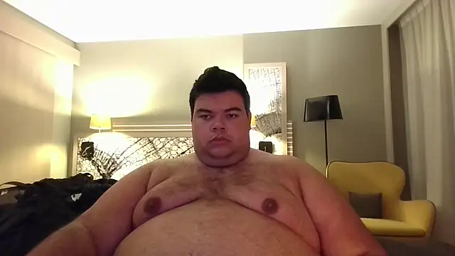 Snapshot of TinyTitanOtaku chatting on December 11, 2024, 6:20 pm TinyTitanOtaku online show from December 11, 2024, 6:20 pm