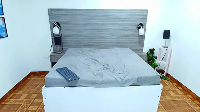 Loony Zion online show from January 27, 2025, 1:41 pm