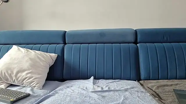 axecoman60 online show from February 24, 2025, 10:15 am