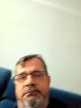 axecoman60 online show from February 18, 2026, 8:21 am