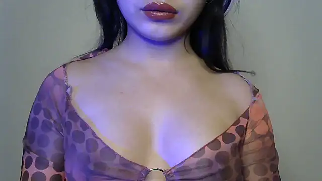 amrita2210 online show from January 10, 2026, 11:09 pm