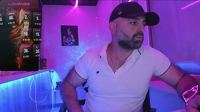 MAGABEAR077 online show from November 12, 2025, 11:25 pm