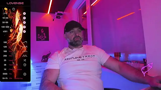 MAGABEAR077 online show from April 10, 2026, 7:40 pm