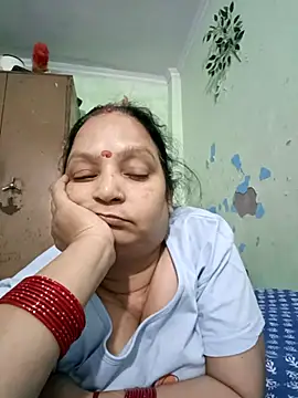 Snapshot of Kavya_kapoor chatting on October 22, 2025, 8:36 am Kavya kapoor online show from October 22, 2025, 8:36 am