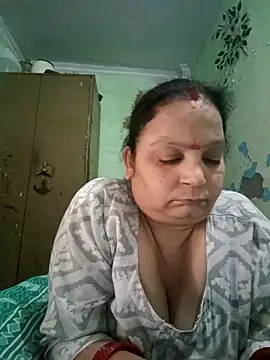 Snapshot of Kavya_kapoor chatting on October 29, 2025, 8:38 am Kavya kapoor online show from October 29, 2025, 8:38 am