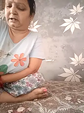 Snapshot of Kavya_kapoor chatting on November 6, 2025, 2:01 am Kavya kapoor online show from November 6, 2025, 2:01 am