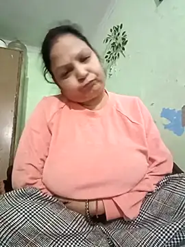 Snapshot of Kavya_kapoor chatting on December 18, 2025, 11:05 am Kavya kapoor online show from December 18, 2025, 11:05 am