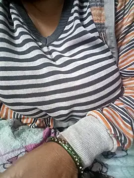 Snapshot of Kavya_kapoor chatting on January 12, 2026, 5:34 am Kavya kapoor online show from January 12, 2026, 5:34 am