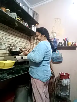 Snapshot of Kavya_kapoor chatting on February 3, 2026, 2:53 am Kavya kapoor online show from February 3, 2026, 2:53 am