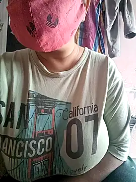 Snapshot of Kavya_kapoor chatting on February 10, 2026, 4:16 am Kavya kapoor online show from February 10, 2026, 4:16 am