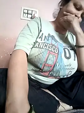 Snapshot of Kavya_kapoor chatting on February 16, 2026, 3:35 am Kavya kapoor online show from February 16, 2026, 3:35 am