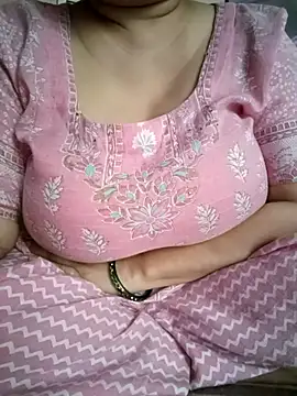 Snapshot of Kavya_kapoor chatting on February 18, 2026, 12:12 pm Kavya kapoor online show from February 18, 2026, 12:12 pm