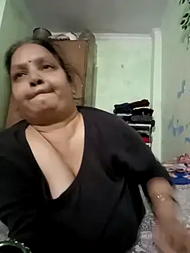 Snapshot of Kavya_kapoor chatting on February 24, 2026, 5:55 pm Kavya kapoor online show from February 24, 2026, 5:55 pm